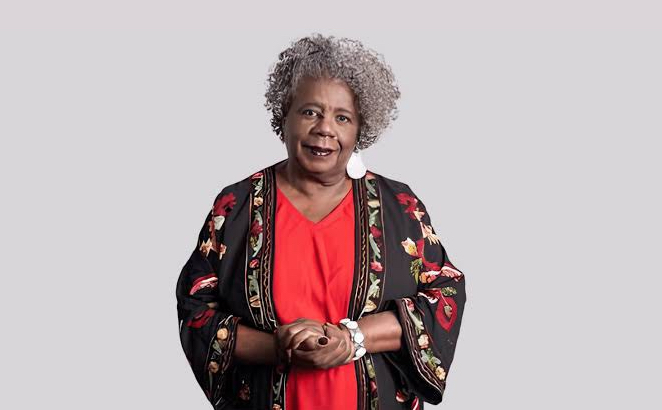 Sempre Um Papo recebe Conceição Evaristo