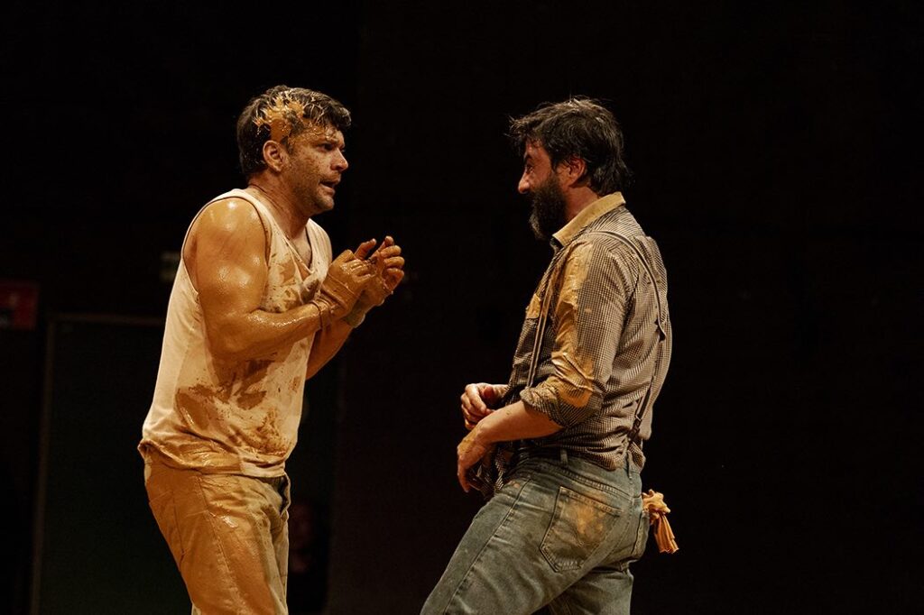 Tom na Fazenda Espetáculo Teatral