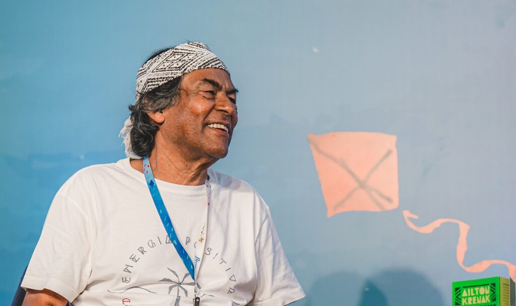 Ailton Krenak é o próximo convidado do Sempre Um Papo