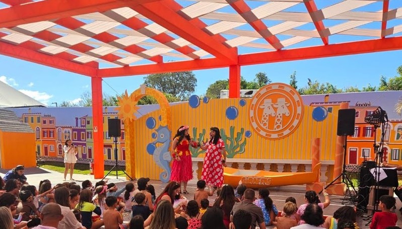 Giraffas leva sabor e diversão ao Na Praia 2025