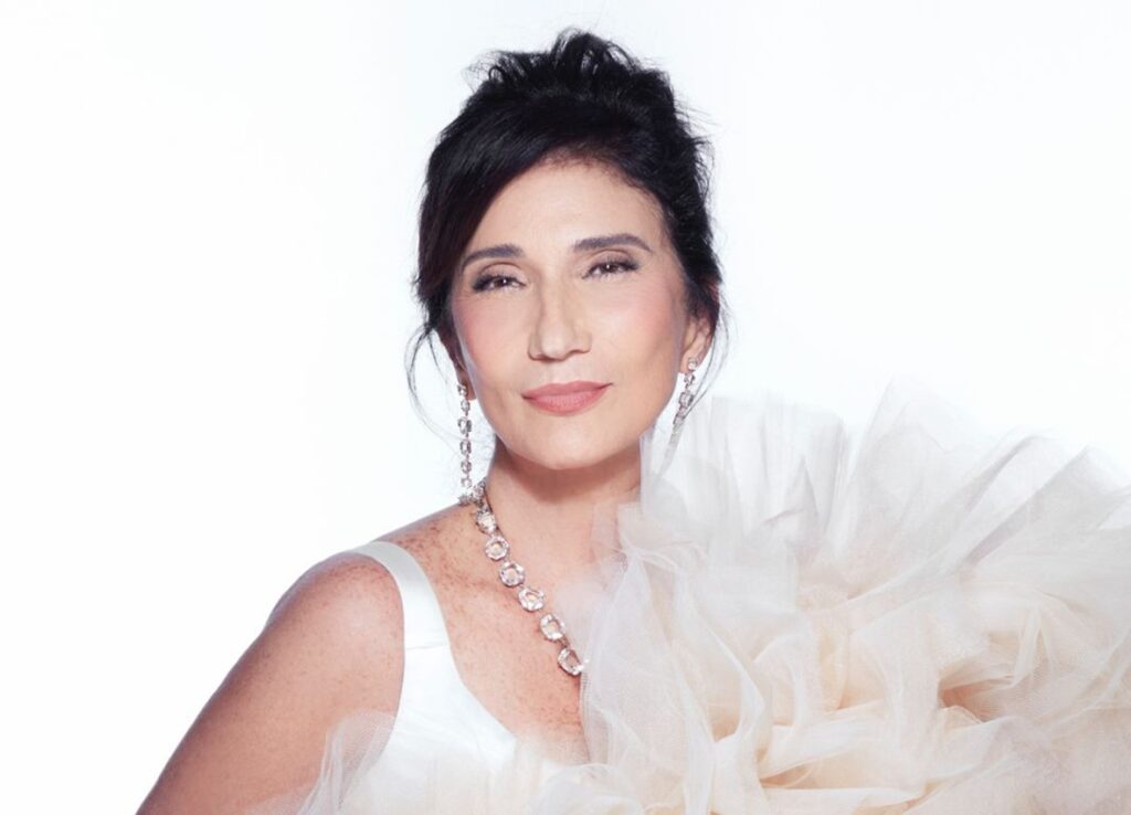 Zizi Possi